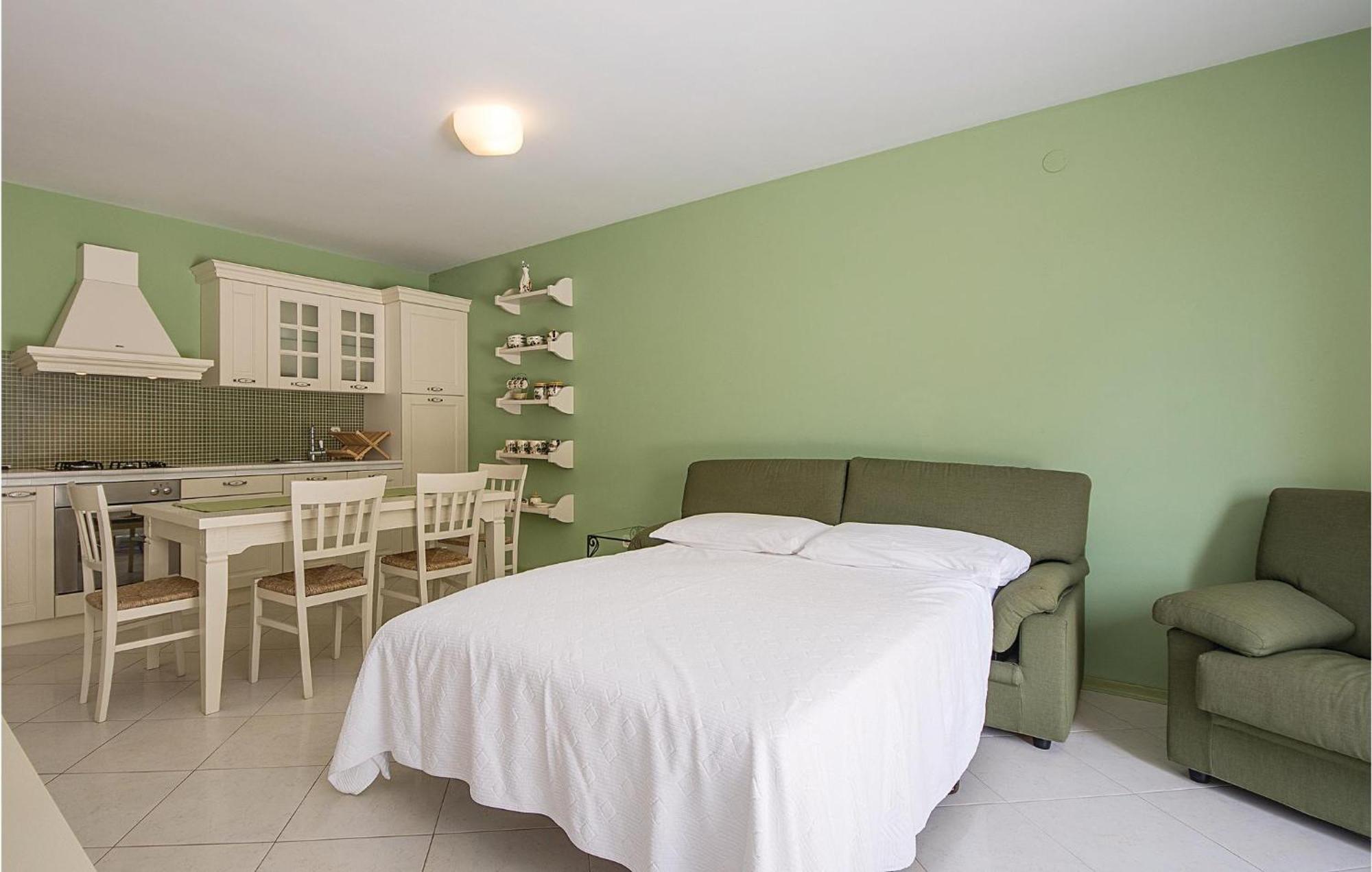 Beautiful Home In Pula With House Sea View Pula