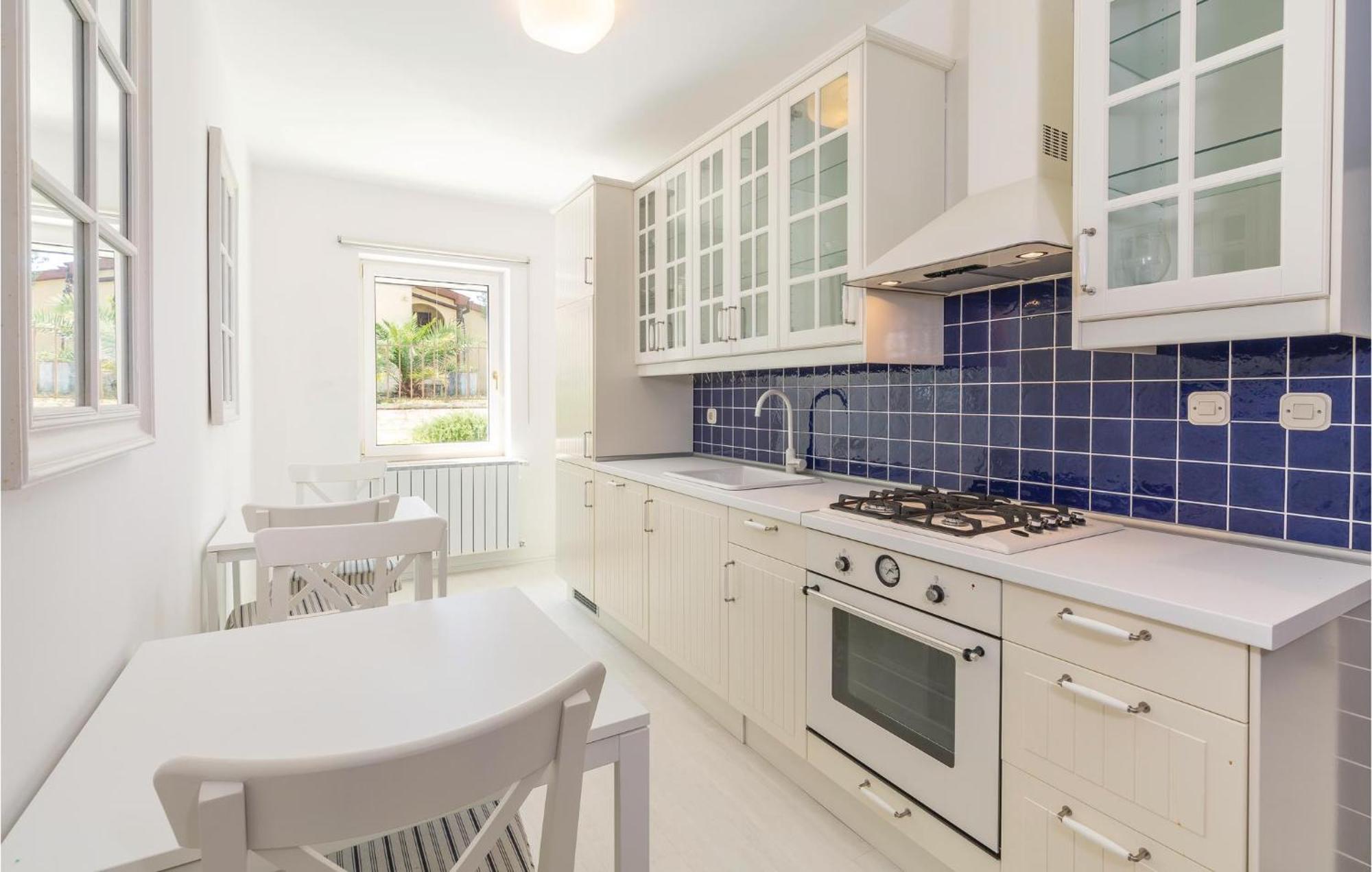 Beautiful Home In Pula With House Sea View Pula