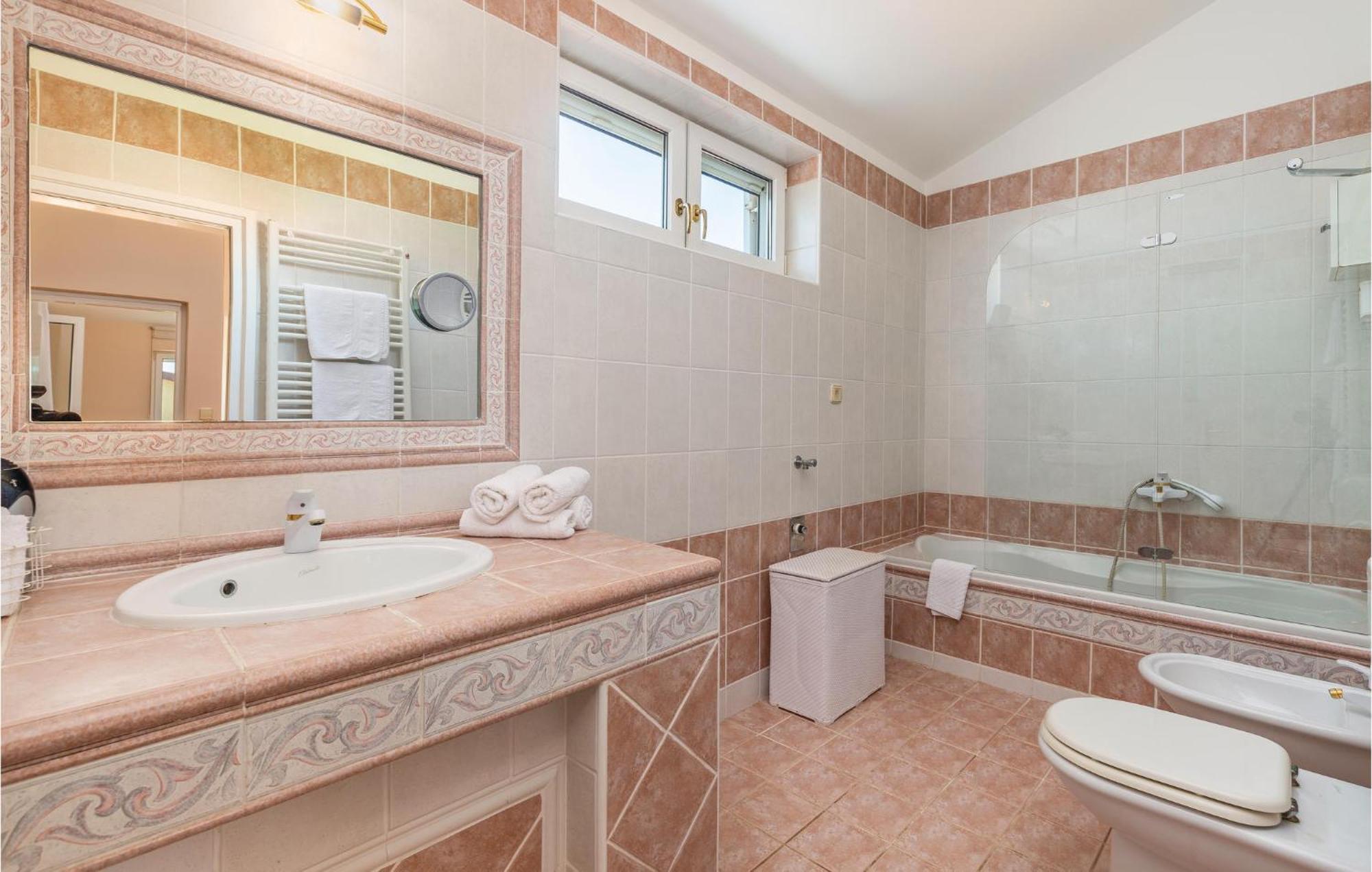 Casa vacanze Beautiful In With House Sea View *
